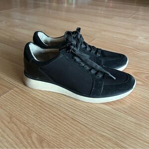 Louise et Cie Berlena Black Leather Casual Shoes Women’s 7M